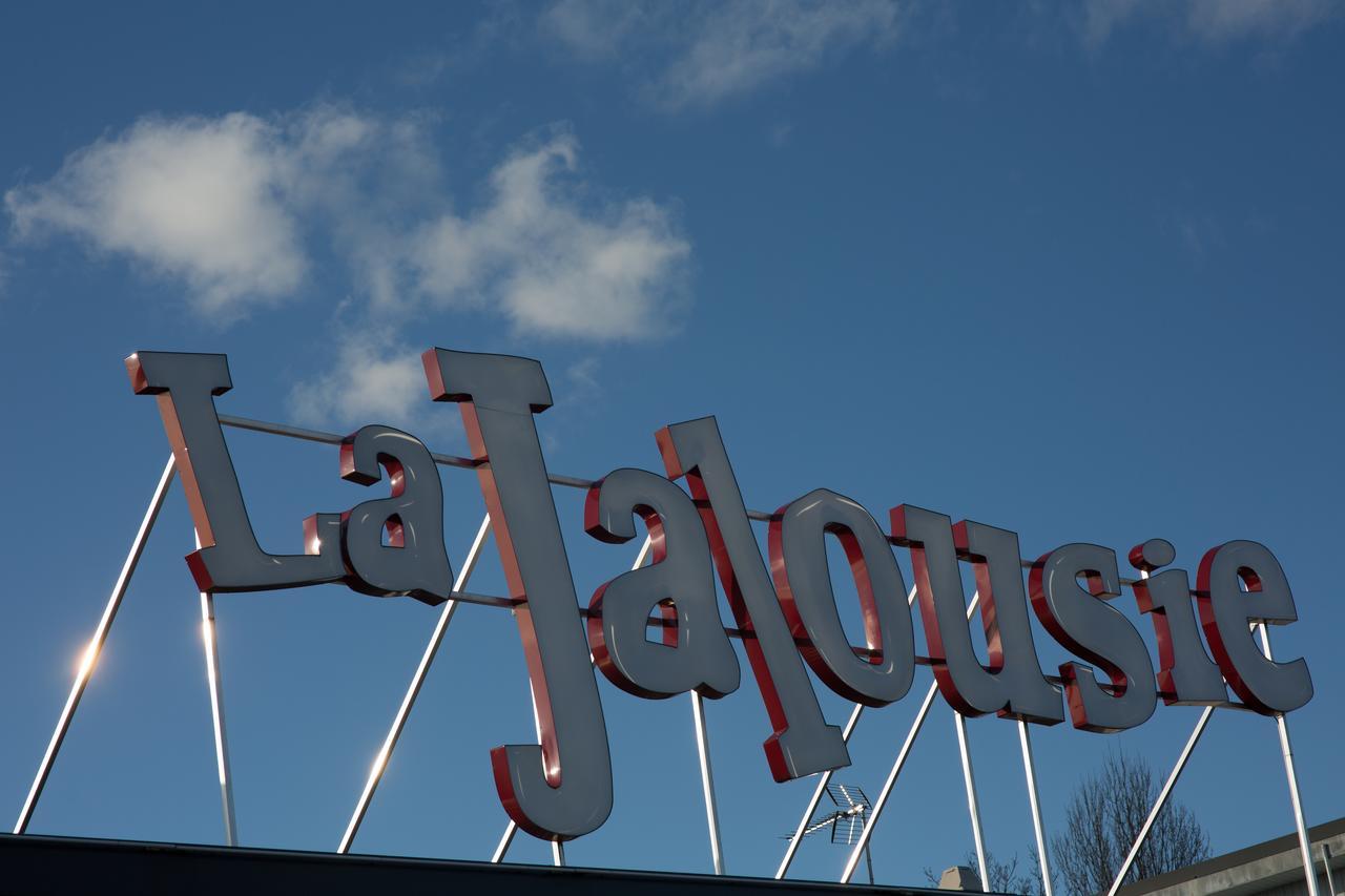 La Jalousie Hotel Saint-Aignan-de-Cramesnil Eksteriør billede